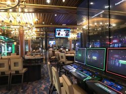 Carnival Miracle Mr Luckys Casino picture