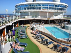 Emerald Princess Neptunes Reef and Pool picture