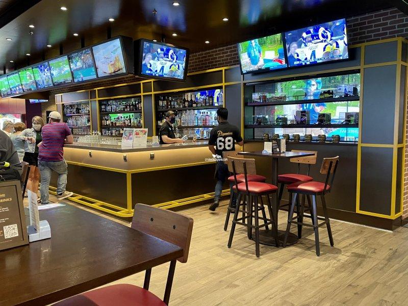Freedom of the Seas Playmakers Bar Pictures