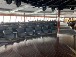 Norwegian Gem Spinnaker Lounge picture