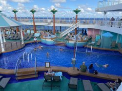 Norwegian Gem Tahitian Pool picture
