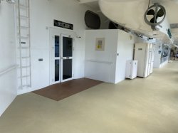 Norwegian Gem Promenade picture