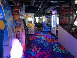 Norwegian Breakaway Video Arcade picture