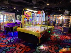 Norwegian Breakaway Video Arcade picture