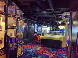 Norwegian Breakaway Video Arcade picture