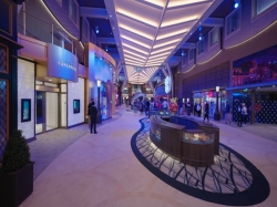 Wonder of the Seas Royal Promenade and Shops picture