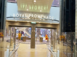 Wonder of the Seas Royal Promenade and Shops picture