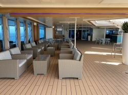 Discovery Princess Seaview Bar picture