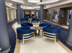 Discovery Princess The Shops of Princess picture