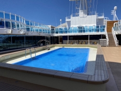 Discovery Princess Retreat Pool picture