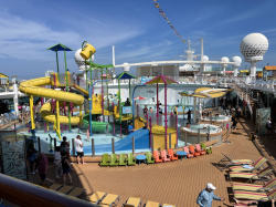 Freedom of the Seas Splash Away Bay picture