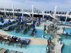 Norwegian Bliss Pool picture