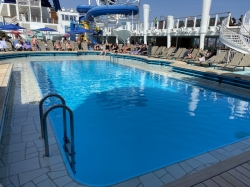 Norwegian Bliss Pool picture