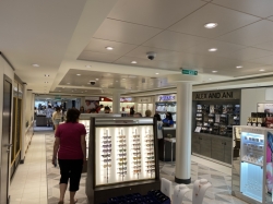 Tradewinds and Duty Shops picture