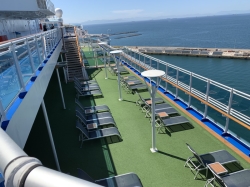 Regal Princess Sun Deck picture