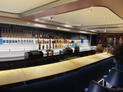Norwegian Pearl Spinnaker Lounge picture