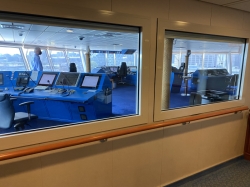 Norwegian Pearl Bridge Viewing Room picture