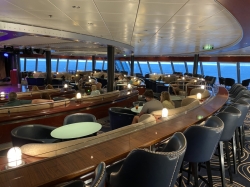 Norwegian Pearl Spinnaker Lounge picture