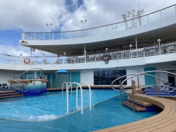 Norwegian Pearl Tahitian Pool picture