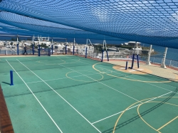 Norwegian Pearl Sports Court picture