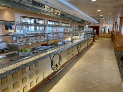 Norwegian Pearl Garden Cafe picture