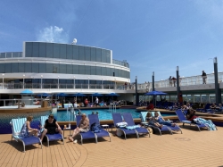 Norwegian Pearl Tahitian Pool picture