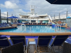 Norwegian Pearl Tahitian Pool picture