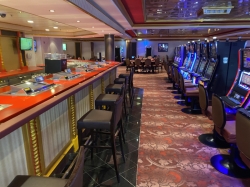 Norwegian Pearl Pearl Club Casino picture Uploaded in 2022 Photo courtesy of Steve Millay. Norwegian Pearl Pearl Club Casino picture
