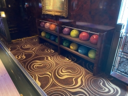 Norwegian Pearl Bliss Ultra Lounge picture