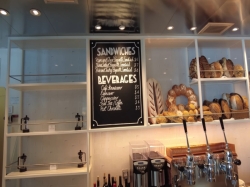 Le Grand Bistro picture