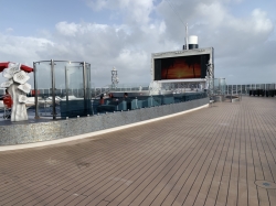 MSC Seashore Long Island Pool picture