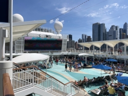 Norwegian Joy Pool picture