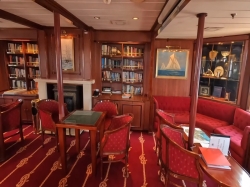 Star Clipper Library picture