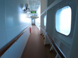 Norwegian Star Promenade picture