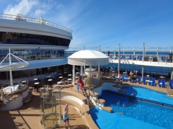 Norwegian Star Oasis Pool picture