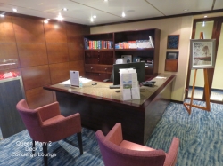 Queen Mary Concierge Lounge picture