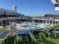 Sapphire Princess Sun Deck picture