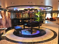 Martinis Piano Bar picture