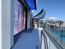 Norwegian Prima Waves Pool picture