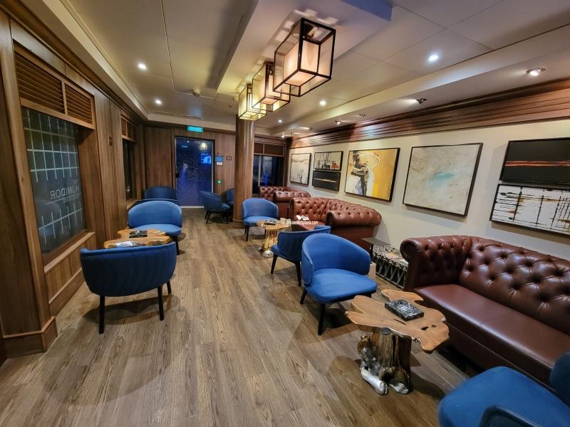 Norwegian Getaway Humidor Cigar Lounge Pictures