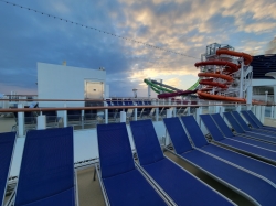 Norwegian Getaway Sun Deck picture