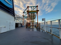 Norwegian Getaway Ropes Course picture