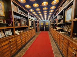 Norwegian Getaway Illusionarium picture