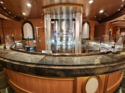 Regal Princess Alfredos Pizzeria picture