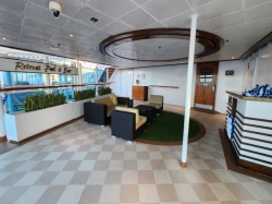 Regal Princess Retreat Pool picture