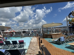 Harmony of the Seas Beach Pool picture