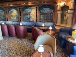 Island Princess Explorers Lounge picture