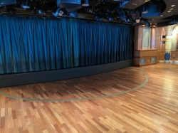 Island Princess Explorers Lounge picture