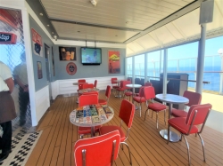 Norwegian Jewel Pit Stop picture