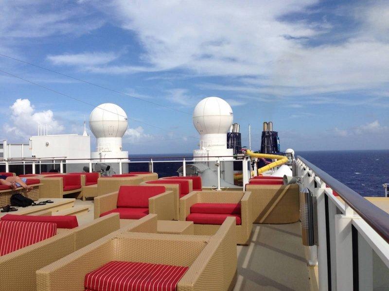 Norwegian Epic Freestyle Sun Deck Pictures norwegian-epic-freestyle-sun-deck-pictures